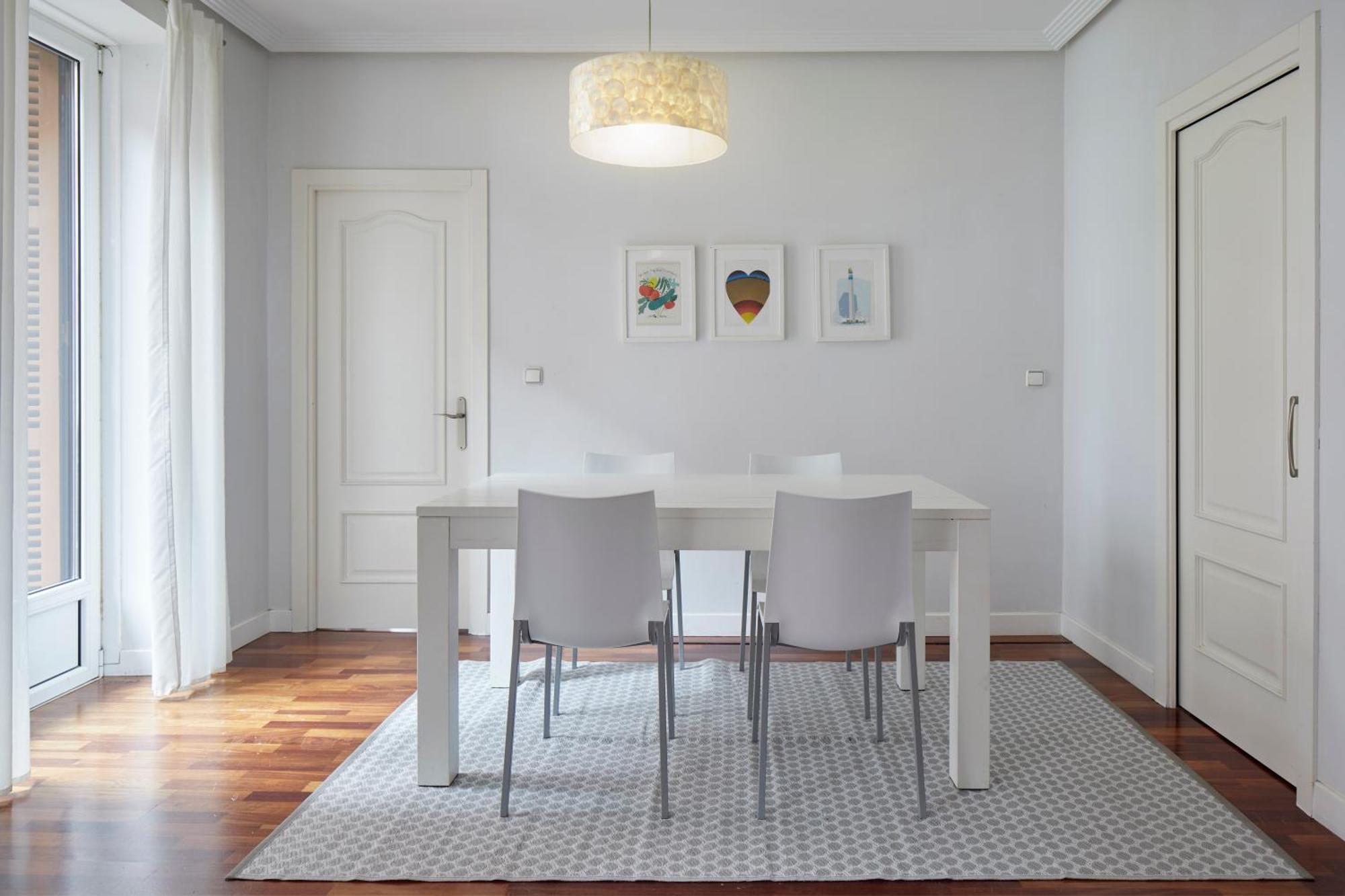 Always Easy I Escolta Real Appartement *