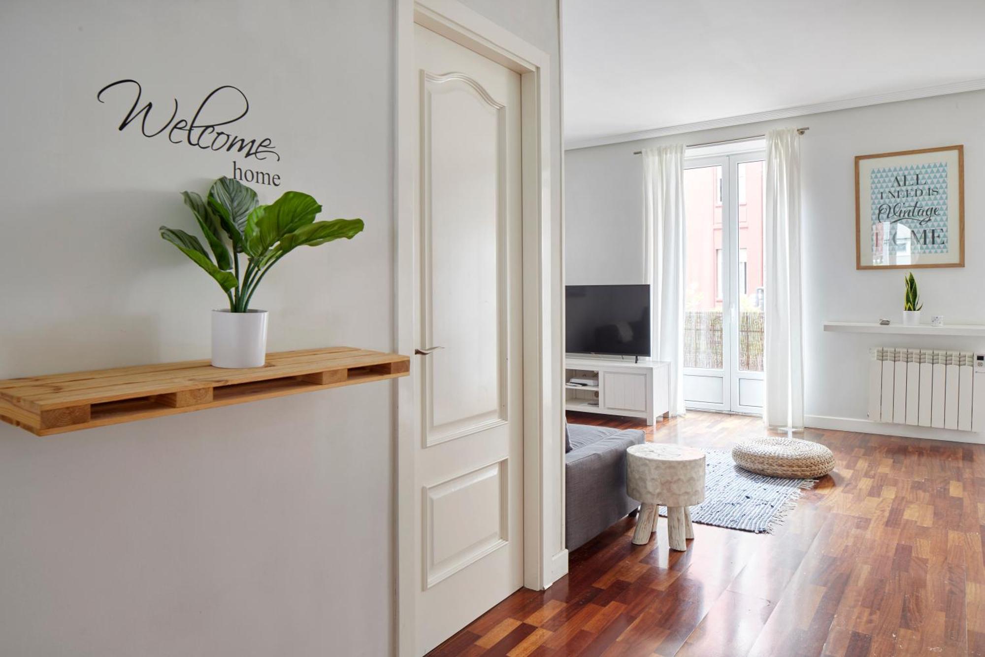 Always Easy I Escolta Real Appartement